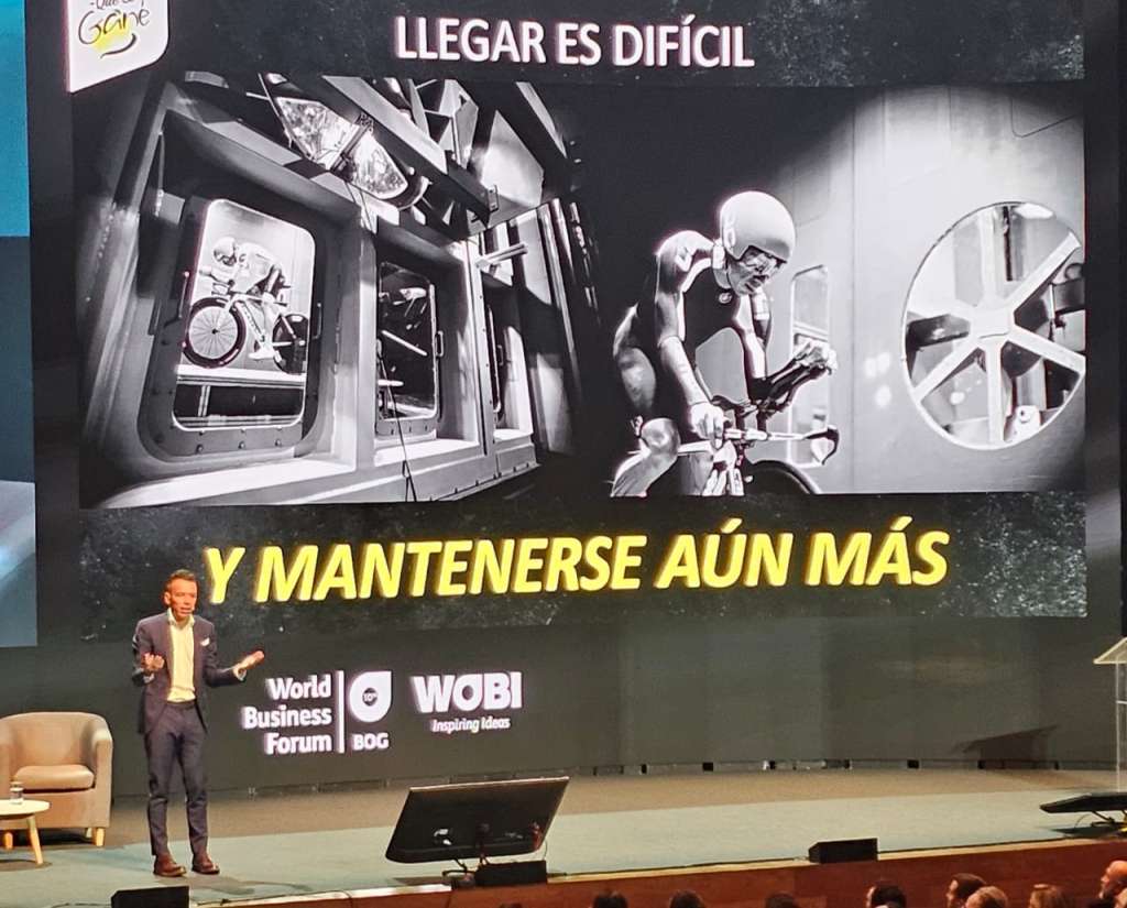 Rigoberto Urán durante su presentación en Wobi.