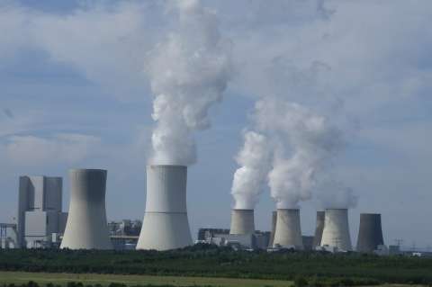 Un estudio de la NASA prueba que la contaminación extrema frena el crecimiento de las nubes
