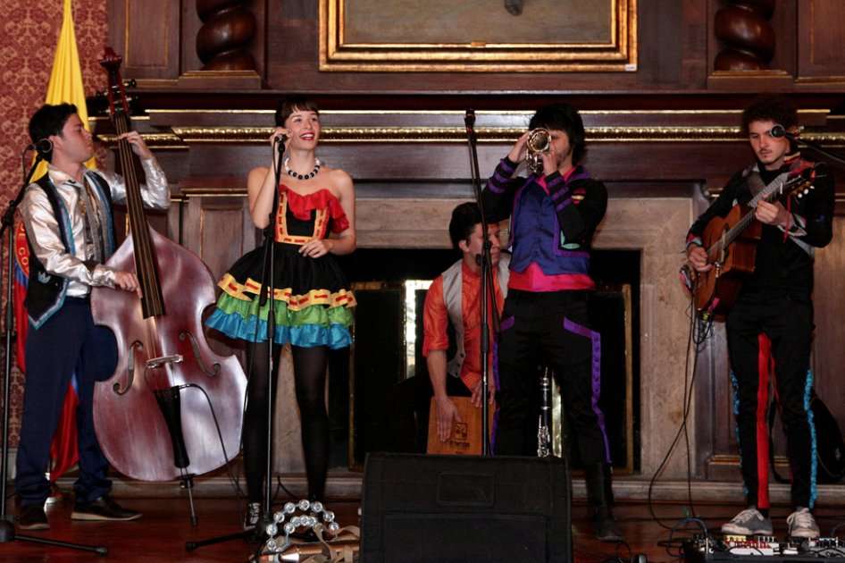 La agrupación Monsieur Periné.