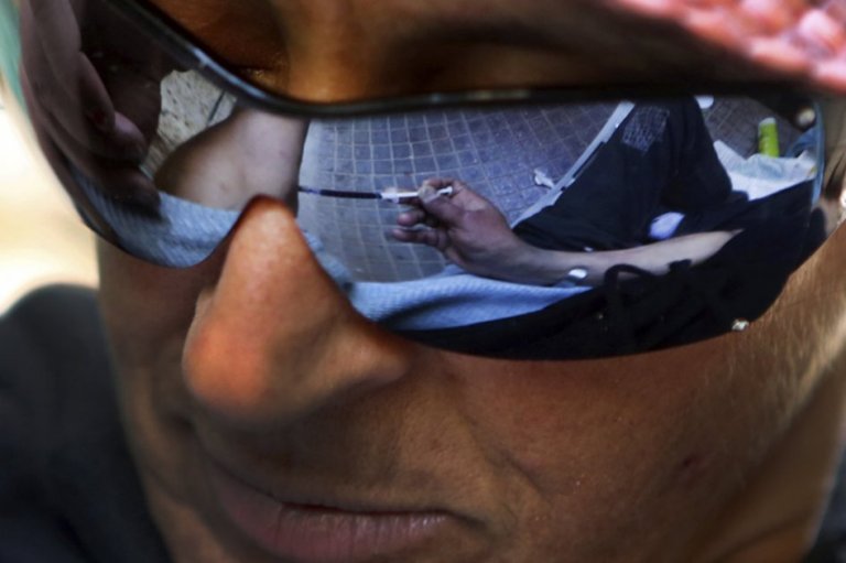 La era de las  ‘narcosalas’