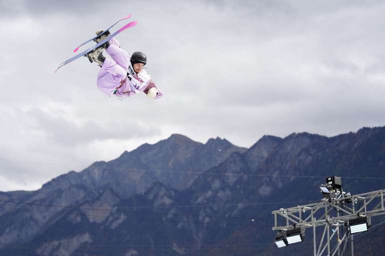 -FOTODELDÍA- CHUR (SUIZA), 21/10/2022.- El finlandés Joel Liimatainen compite en la clasificación masculina de estilo libre de la Copa de Esquí libre de Chur (Suiza), este viernes. EFE/ Yanik Buerkli