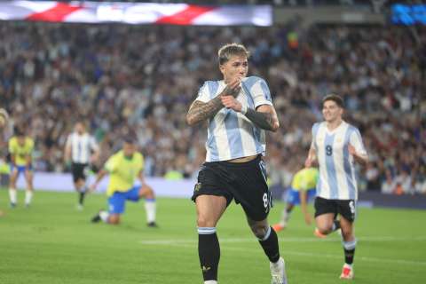 ¡Paliza histórica! Argentina goleó 4-1 a Brasil en las eliminatorias sudamericanas