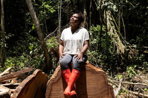 Las guardianas del bosque: fórmula para el bienestar económico y la conservación
