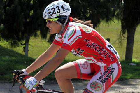 Sérika Gulumá repitió triunfo en el Tour Femenino