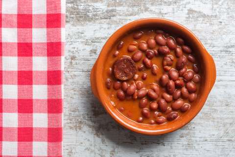 Empieza la semana con esta receta para hacer fríjoles