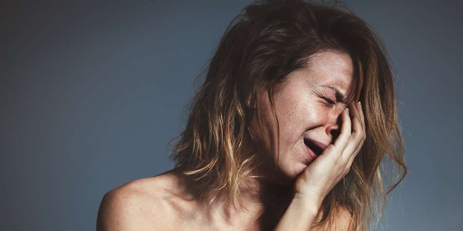 Muero de rabia e impotencia al saber que está con otra mujer