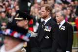 Funeral reina Isabel II: los príncipes Harry y Andrés no pueden usar sus uniformes