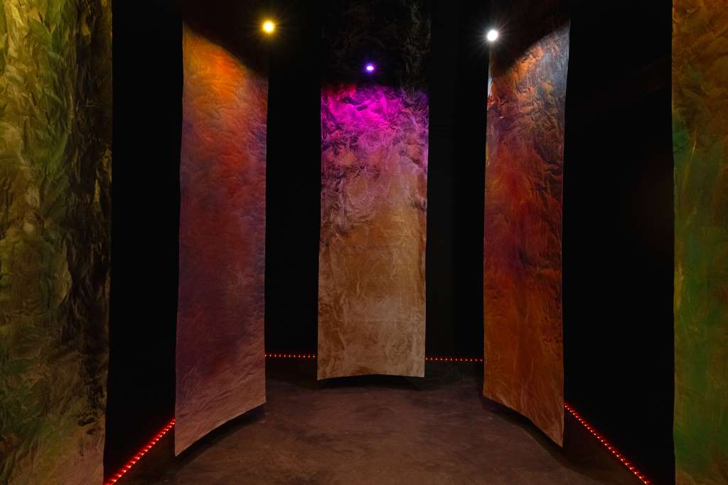"Promesa" de Rafael Díaz se exhibe en SGR Galería hasta este 14 de marzo.