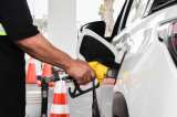 Mintransporte evalúa aplicar una sobretasa a la gasolina