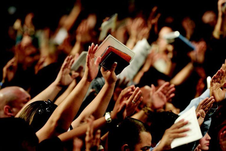 Pastor en EE. UU. les pide a los fieles dinero para que “Jesús venga más rápido”