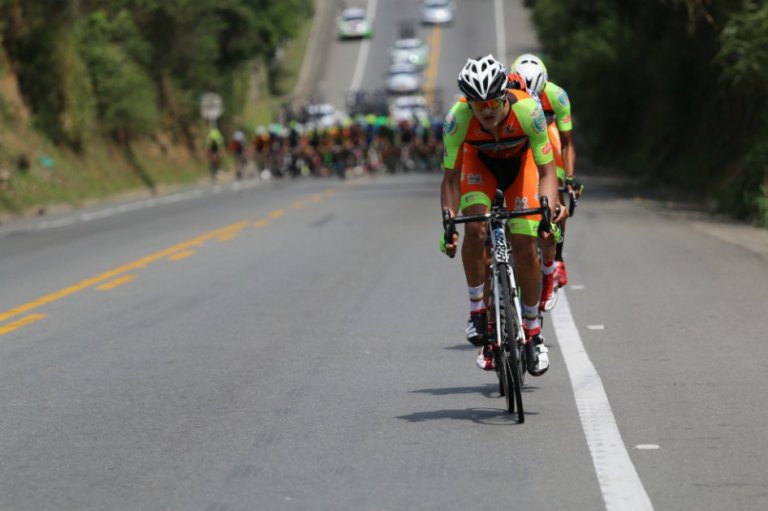 El ciclismo juvenil: sin equipos para tanto talento