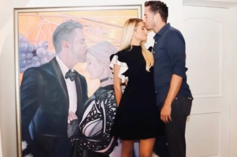Paris Hilton le dio a su novio un regalo grande… en sentido literal y figurado