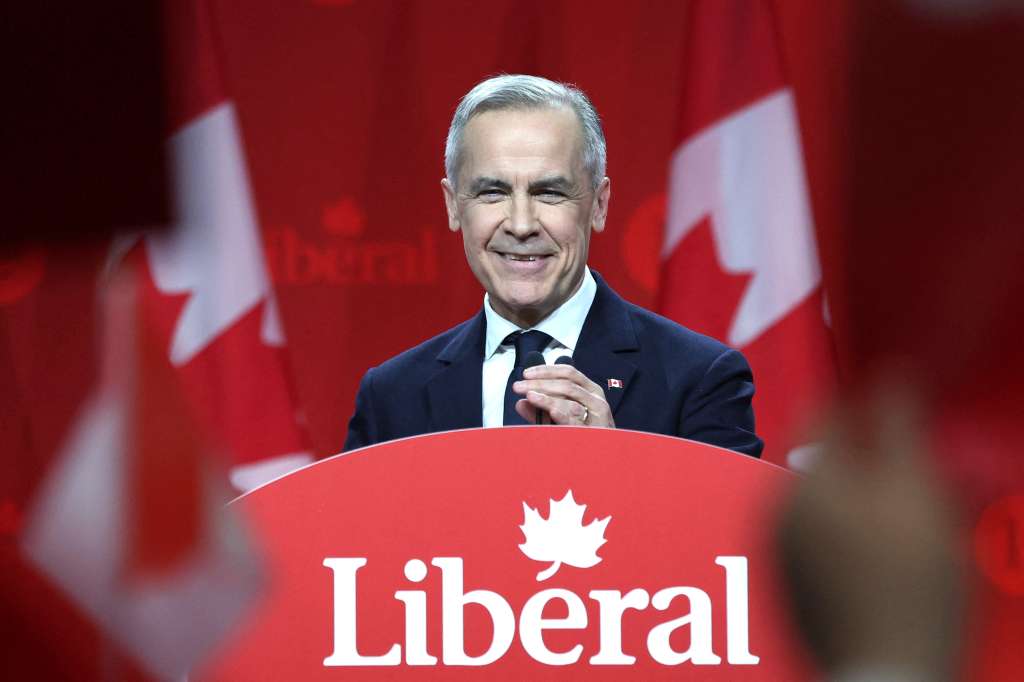 .El líder liberal de Canadá y primer ministro electo, Mark Carney, habla después de ser elegido como nuevo líder del Partido Liberal, en Ottawa