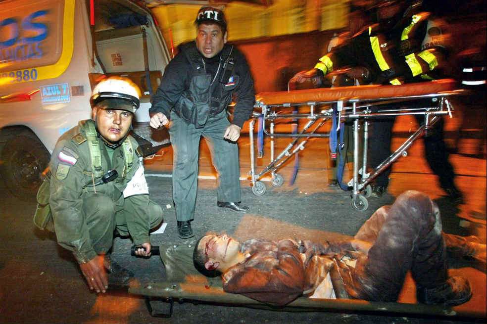 El atentado al Club El Nogal fue perpetrado por la columna Teófilo Forero. Murieron 36 personas. Un crimen por el que las Farc tendrán que pedir perdón. / Archivo