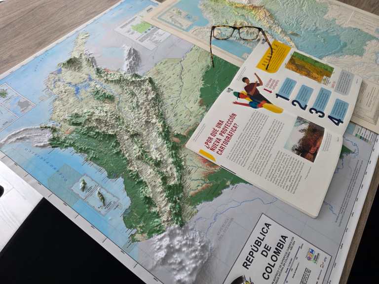 Lanzan, después de casi 30 años, mapa en relieve actualizado de Colombia y sus bosques