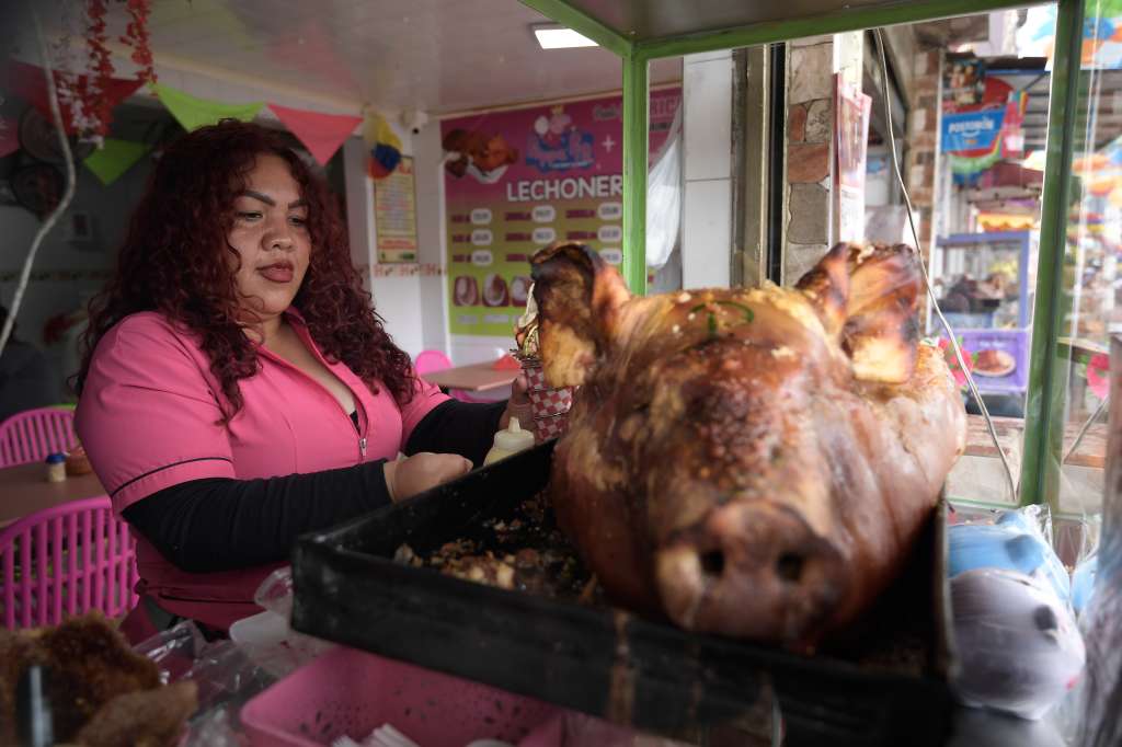 Lechonerías ubicadas en la localidad Rafael Uribe Uribe, donde se lleva a cabo el Festival de la Lechona, del 29 de junio al 1 de julio 2024.