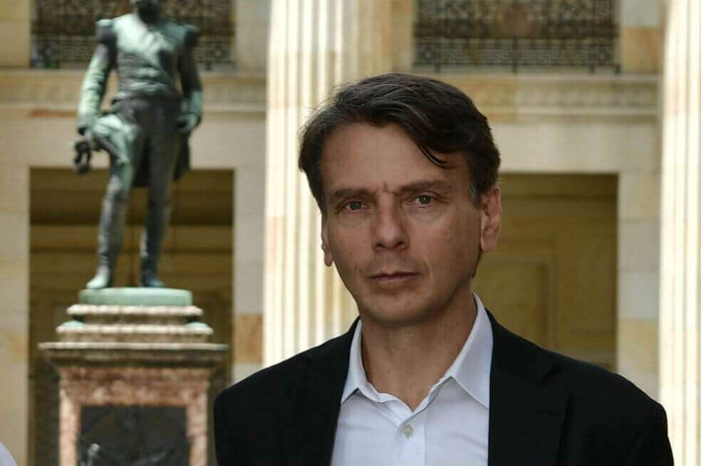 El magistrado Gustavo Salazar participó en Todavía Podemos Salvar a Colombia, el movimiento estudiantil que impulsó la Asamblea Nacional Constituyente, un mecanismo que resultó en la creación de la Constitución de 1991. / Óscar Pérez - El Espectador