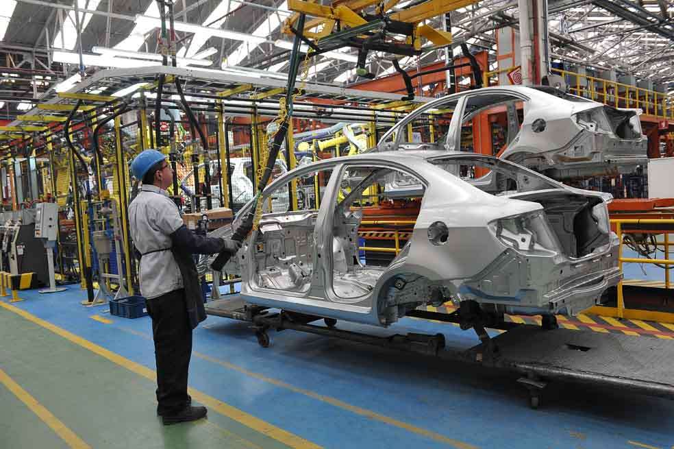 Una nueva política para la industria debe estar alejada del proteccionismo, para así hacer más competitivos a sectores como el automotriz. / Óscar Pérez