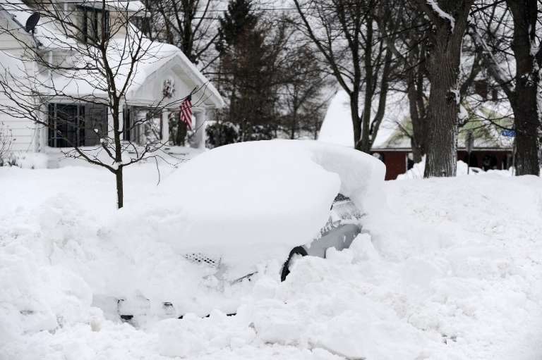 Buffalo también se ha visto afectada. Sus calles todavía estaban bloqueadas en debido a la impresionante cantidad de nieve.