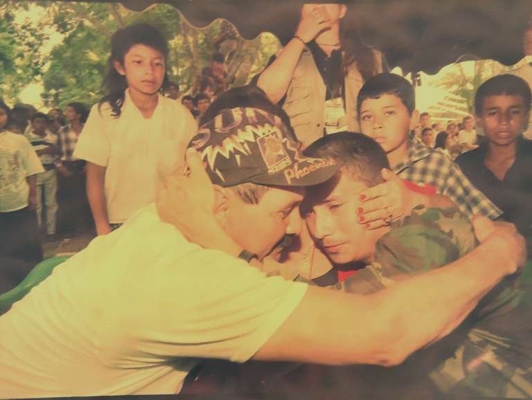En 2001 se concretó un acuerdo humanitario que hizo posible la liberación de casi 300 policías y militares. Pero decenas de oficiales y suboficiales siguieron en poder de las Farc durante varios años más.