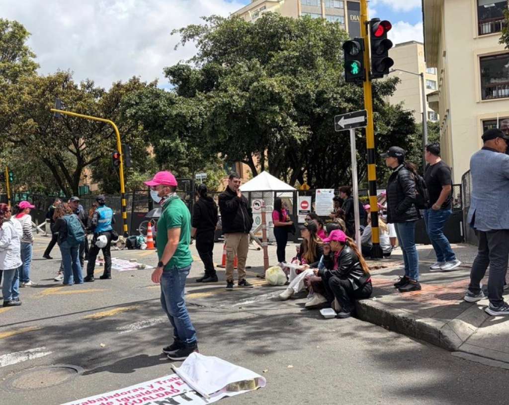Afectación vial en la carrera 6 con calle 7 debido a una manifestación en este punto de la ciudad.