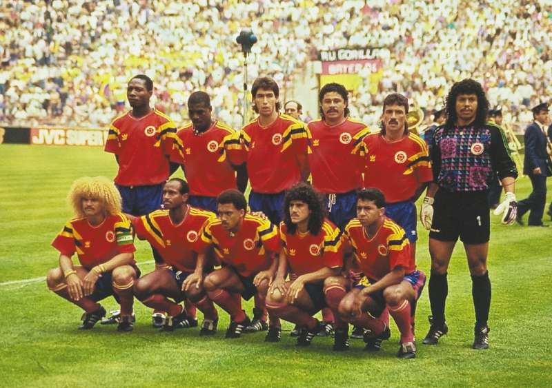 La titular de Colombia en el partido contra Alemania, en Italia 90. Arriba (de izquierda a derecha): Freddy Rincón, Luis Carlos Perea, Andrés Escobar, Gildardo Gómez, “Barrabás” Gómez y René Higuita. Abajo (en el mismo orden): “Pibe” Valderrama, “La Gambeta” Estrada, “Chonto” Herrera, Leonel Álvarez y “Bendito” Fajardo. / Archivo El Espectador