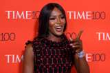 Naomi Campbell, de 51 años, presenta a su hija de 9 meses
