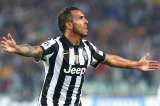 Juventus ganó con doblete de Carlos Tévez y es líder del Grupo A