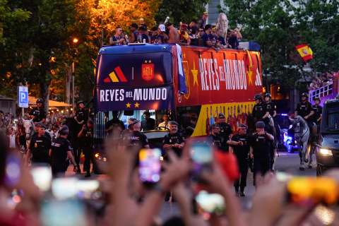 El que gana es el que goza: España celebró el título del Mundial con su gente