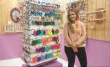 Ella creó una marca de accesorios tejidos a mano por madres cabeza de familia