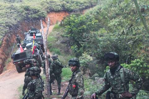 Ejército reporta nueva asonada contra 72 soldados en El Tambo (Cauca)