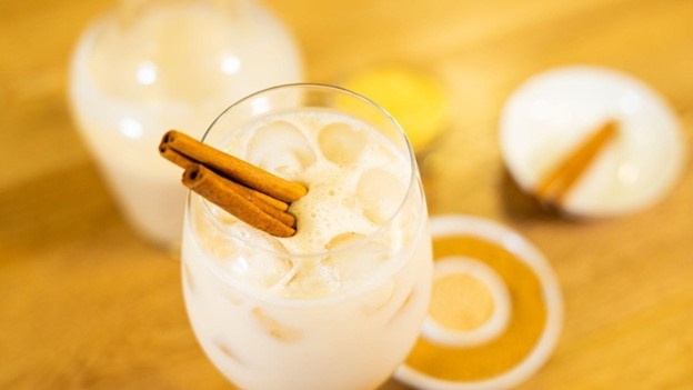 ¿Cómo se prepara el agua de horchata?