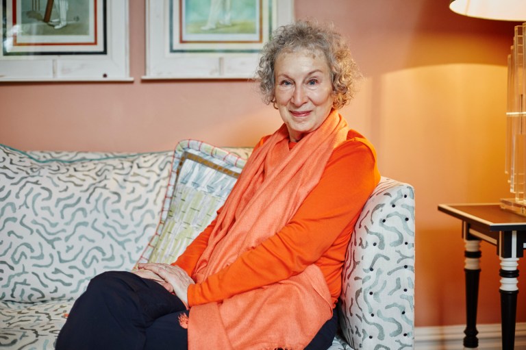 Margaret Atwood: realismo psicológico y distopía (Plumas transgresoras)