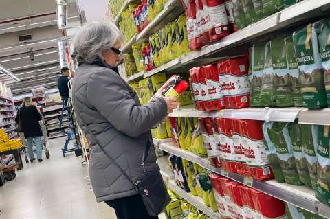 La inflación en Argentina completa cuatro meses consecutivos de desaceleración