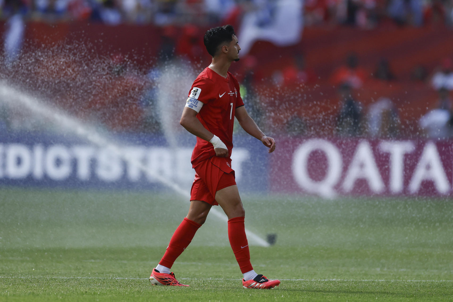 GR5210. TORONTO (CANADÁ), 12/06/2026.- Stephen Eustaquio de Canadá reacciona este viernes, en un partido del grupo B del Mundial de la FIFA 2026 entre Canadá y Bosnia y Herzegovina en el estadio BMO Field en Toronto (Canadá). EFE/ Bienvenido Velasco