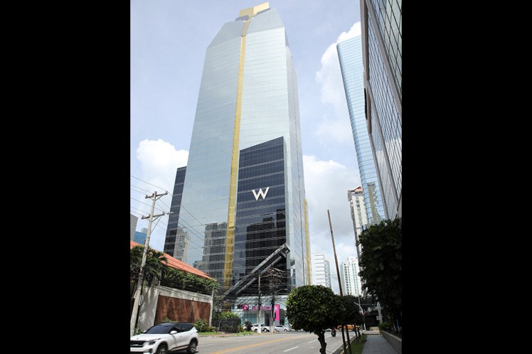 Canal de panamá,hoteles W y hotel Marriot
