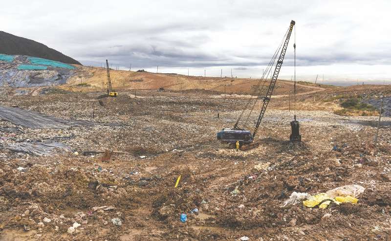 Al día llegan al relleno 6.500 toneladas. El 70 % se podría reutilizar. / Juan Zarama