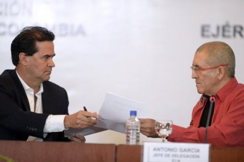Gobierno anunciará este lunes inicio de fase pública de conversaciones de paz con el Eln