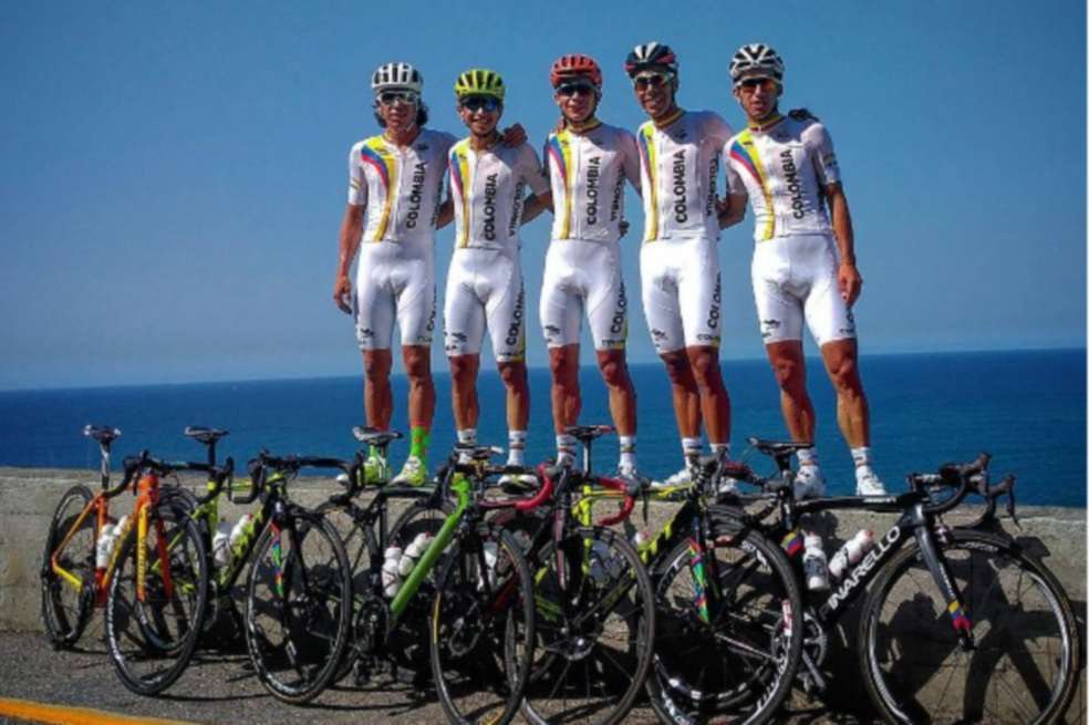 Rigoberto Urán, Esteban Chaves, Miguel A. López, Járlinson Pantano y Sergio L. Henao. / Instagram