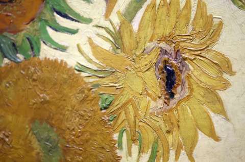 Prohíben a activistas que lanzaron sopa a obra de Van Gogh visitar cualquier museo