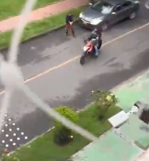 Atraco en Teusaquillo terminó en balacera y con los dos ladrones huyendo