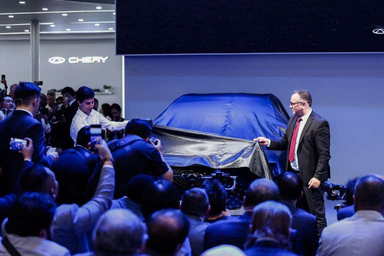 Así es el nuevo Chery Tiggo 9 híbrido enchufable. La marca china, protagonista en el Salón del Automóvil de Beijing, regresó a Colombia de la mano del Grupo Vardí.