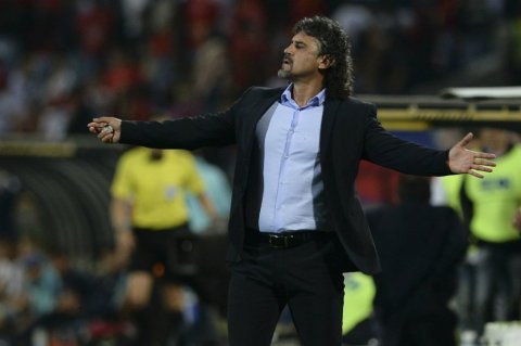 Leonel Álvarez fue respaldado por la directiva de Cerro Porteño