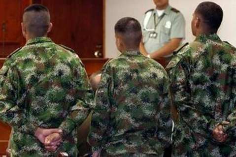 Procuraduría destituyó a 12 militares por "falso positivo" en Cauca