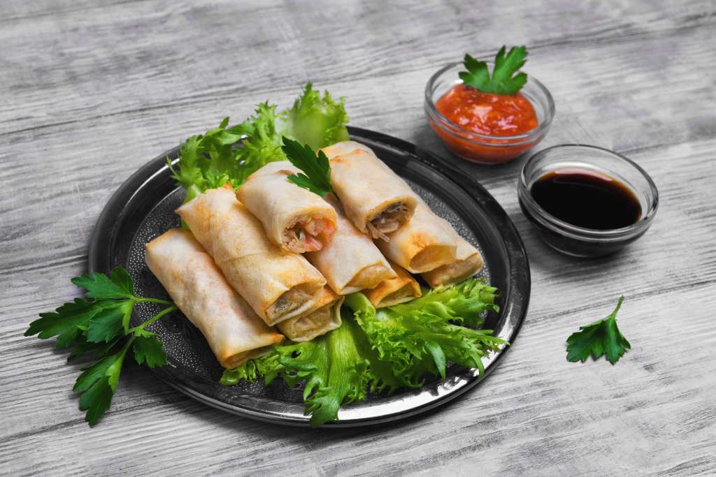 Rollitos de arroz con queso y tocineta