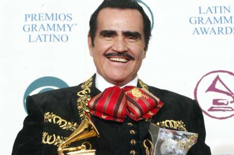 ¿Quiénes son las hermanas de Vicente Fernández?