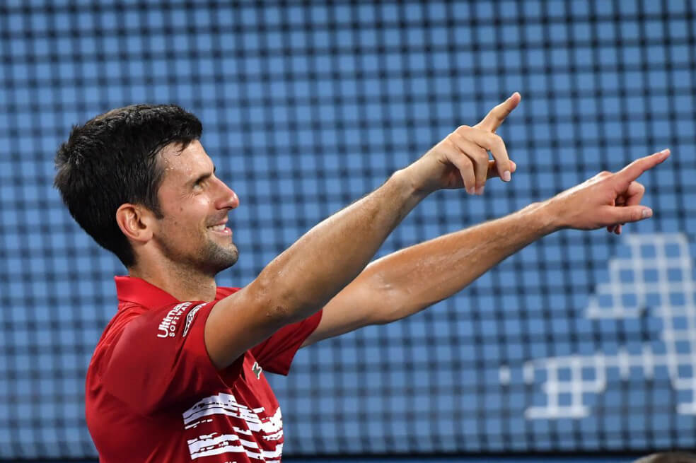 El tenista serbio Novak Djokovic, presidente del consejo de jugadores de la ATP, había afirmado que si la salud de los jugadores y asistentes se veía comprometida por la crisis ambiental, los organizadores del Abierto de Australia podían considerar aplazar el inicio del certamen. / EFE