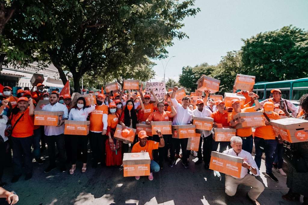 Fuerza Ciudadana incluyó en su lista a Gilberto Tobón, Hollman Morris y hasta al vocero de una cuenta de humor político en redes sociales.