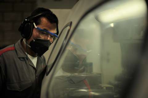 Producción industrial en Colombia creció en marzo, pero la minería no para de caer