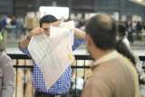 Minhacienda dice que sobraron unos 20 millones de tarjetones de consultas presidenciales